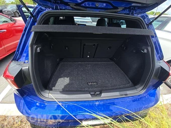 2024 Volkswagen Golf R - miniatura 14