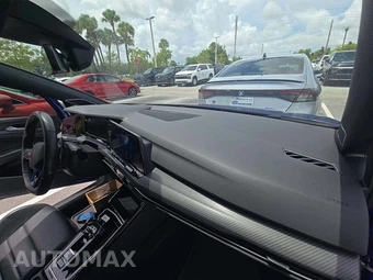 2024 Volkswagen Golf R - miniatura 18