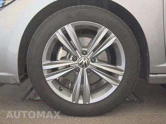 2024 Volkswagen Jetta Comfortline - miniatura 9