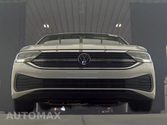 2024 Volkswagen Jetta S - miniatura 3