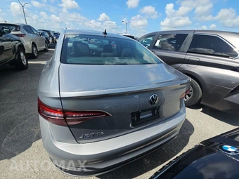 2024 Volkswagen Jetta S – miniatura 5