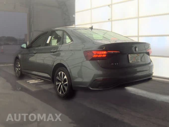2024 Volkswagen Jetta S – miniatura 8