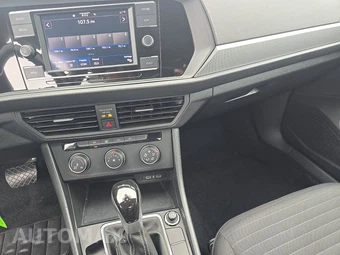 2024 Volkswagen Jetta S – miniatura 11