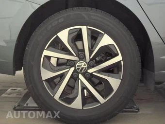 2024 Volkswagen Jetta S – miniatura 11