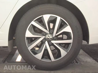 2024 Volkswagen Jetta S – miniatura 12