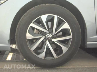 2024 Volkswagen Jetta S – miniatura 9
