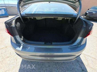 2024 Volkswagen Jetta S – miniatura 15