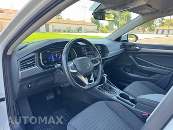 2024 Volkswagen Jetta S - miniatura 9