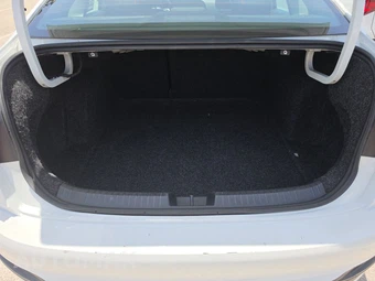 2024 Volkswagen Jetta S – miniatura 17
