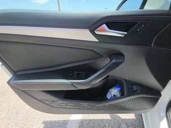 2024 Volkswagen Jetta S – miniatura 9