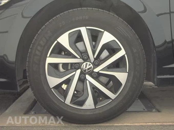 2024 Volkswagen Jetta S - miniatura 9