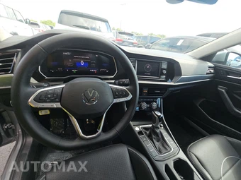 2024 Volkswagen Jetta SE - miniatura 11