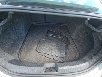 2024 Volkswagen Jetta SE - miniatura 16