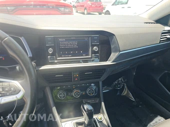 2024 Volkswagen Jetta SE - miniatura 11