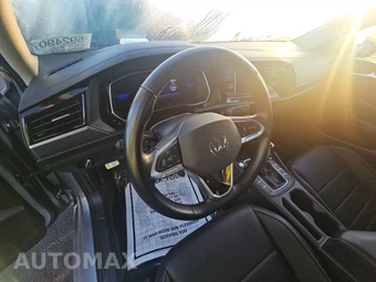 2024 Volkswagen Jetta SE - miniatura 11