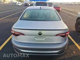 2024 Volkswagen Jetta SE - miniatura 5
