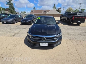 2024 Volkswagen Jetta SE - miniatura 2
