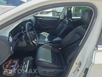 2024 Volkswagen Jetta SE – miniatura 13
