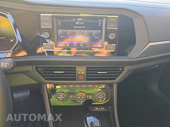 2024 Volkswagen Jetta SE - miniatura 11