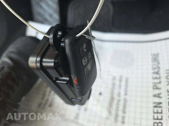 2024 Volkswagen Jetta SE - miniatura 8