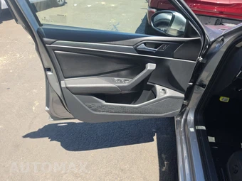 2024 Volkswagen Jetta SE – miniatura 9
