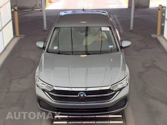 2024 Volkswagen Jetta SE – miniatura 2