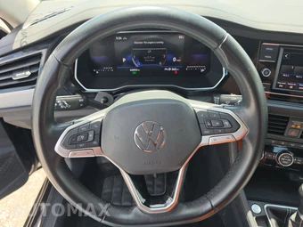 2024 Volkswagen Jetta SE - miniatura 10