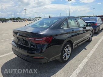 2024 Volkswagen Jetta SE - miniatura 4
