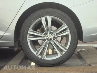 2024 Volkswagen Jetta SE – miniatura 12