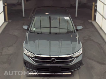 2024 Volkswagen Jetta SE – miniatura 2