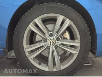 2024 Volkswagen Jetta SE – miniatura 10