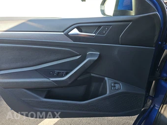 2024 Volkswagen Jetta SE – miniatura 15