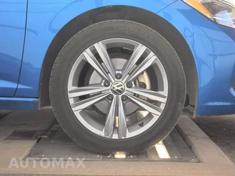 2024 Volkswagen Jetta SE - miniatura 10