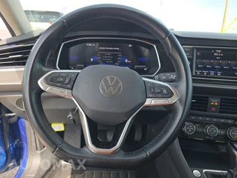 2024 Volkswagen Jetta SE - miniatura 16