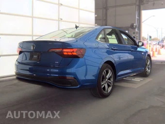 2024 Volkswagen Jetta SE - miniatura 5