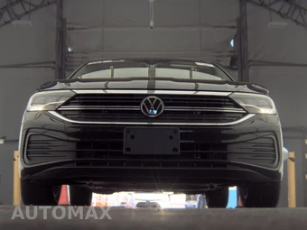 2024 Volkswagen Jetta SE - miniatura 3