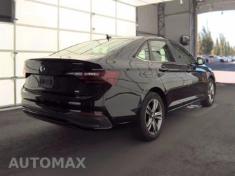 2024 Volkswagen Jetta SE - miniatura 5