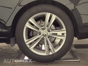 2024 Volkswagen Jetta SE – miniatura 12