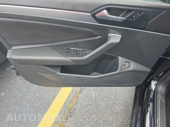 2024 Volkswagen Jetta SE – miniatura 15