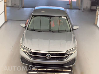 2024 Volkswagen Jetta SE – miniatura 2