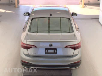2024 Volkswagen Jetta SE – miniatura 6