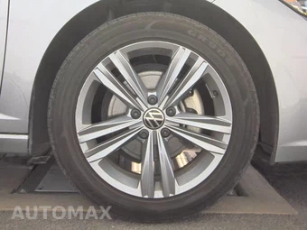 2024 Volkswagen Jetta SE – miniatura 10