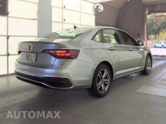 2024 Volkswagen Jetta SE – miniatura 5