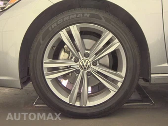 2024 Volkswagen Jetta SE – miniatura 9