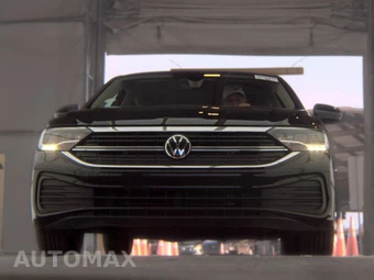 2024 Volkswagen Jetta SE – miniatura 3