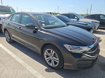 2024 Volkswagen Jetta SE – miniatura 3