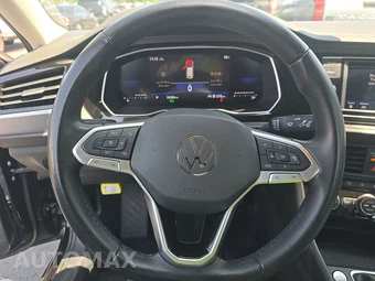 2024 Volkswagen Jetta SE – miniatura 16