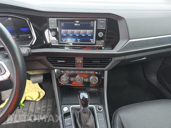 2024 Volkswagen Jetta SE – miniatura 17