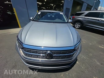 2024 Volkswagen Jetta SE – miniatura 2