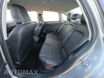 2024 Volkswagen Jetta SE – miniatura 10